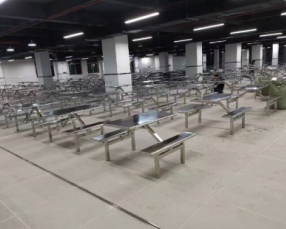 不（bú）鏽鋼餐桌椅HW-K007