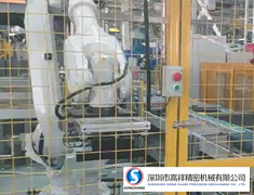 衝（chōng）壓機器人廠家對_機器（qì）人取代人類作業（yè）_怎麽看